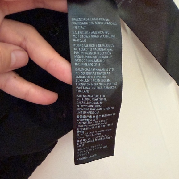 Balenciaga woman Black Tee with Colorful Logo Print - Picture 11 of 13